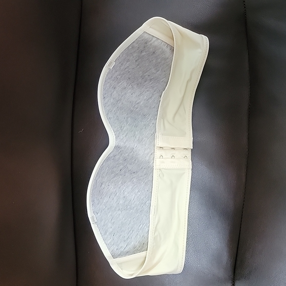 Bra - Picture 2 of 2